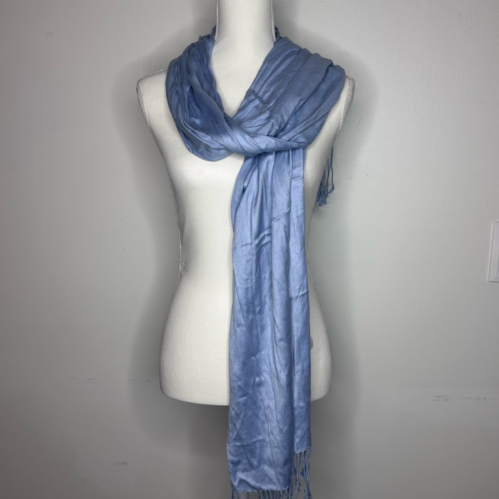 Scarf - Picture 1 of 2
